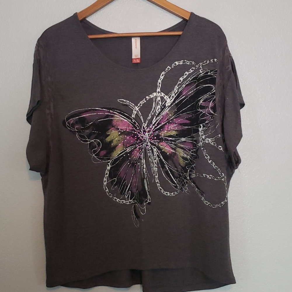 🔵 2 for $15   Boundaries Grey Butterfly Top